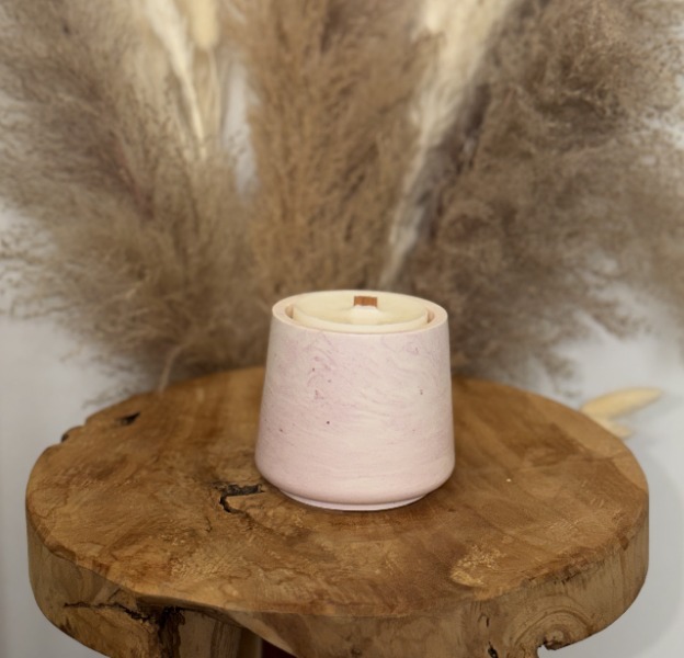 Rose clair marbr&eacute;